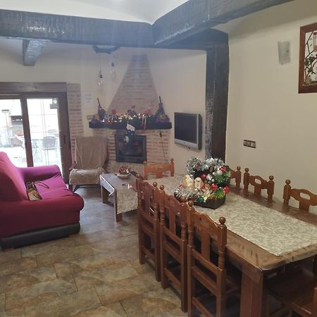Vivienda Turistica El Caneco Tordesillas Ngoại thất bức ảnh